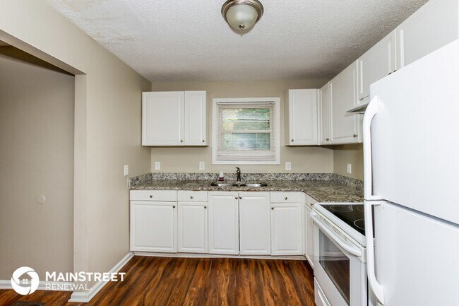 Building Photo - 2408 Marlowe Ave