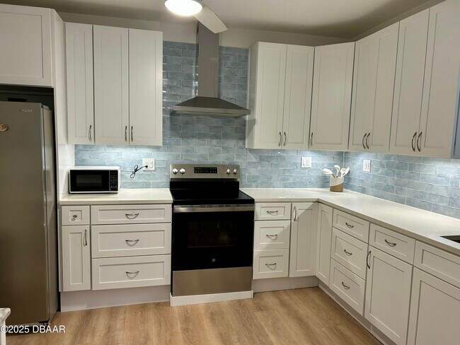 Building Photo - 602 Temko Terrace