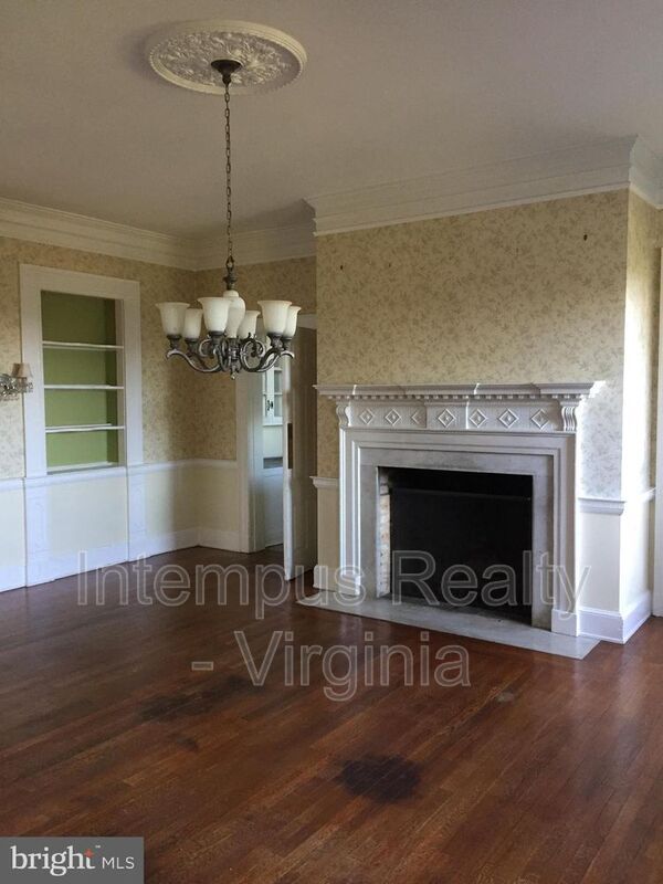 Building Photo - 7296 Fenton Farm Ln