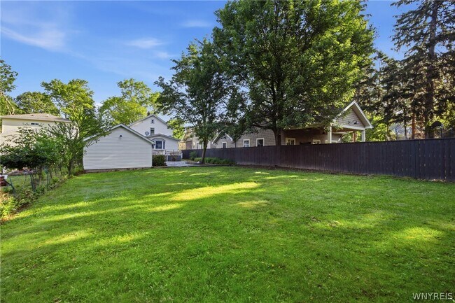 Building Photo - 259 California Dr