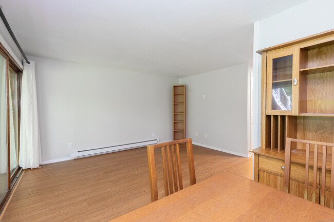 Building Photo - 55 Porter Ave