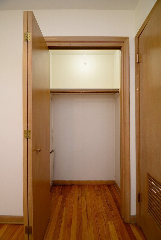 Building Photo - 5115 S 48th Ave