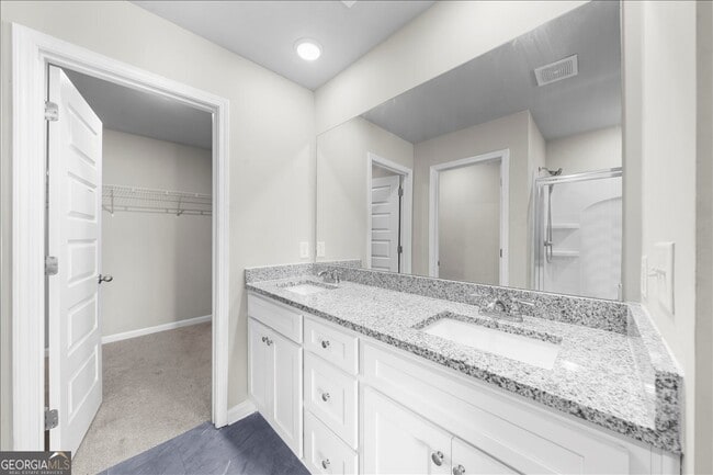 Building Photo - 217 Vickery Ln