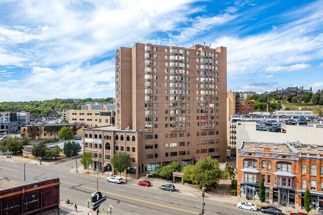 Primary Photo - Irvine Park Towers