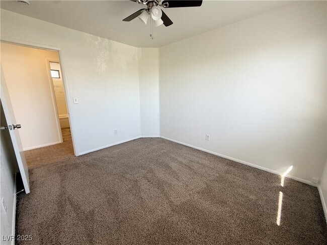 Building Photo - 5968 Hickory Nut Ave