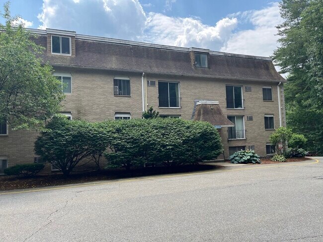 Building Photo - 196 Swanson Rd