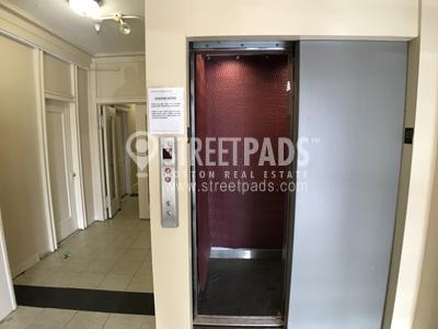 Building Photo - 1 bedroom in Boston MA 02215