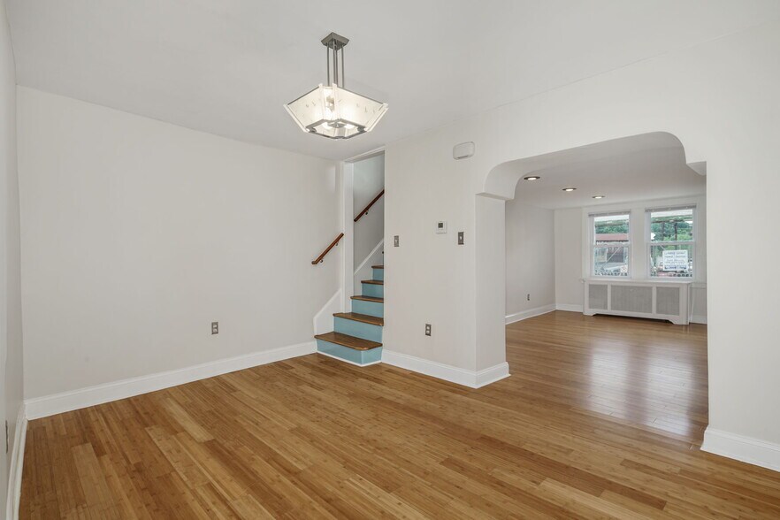 Dining Room - 4161 Apple St