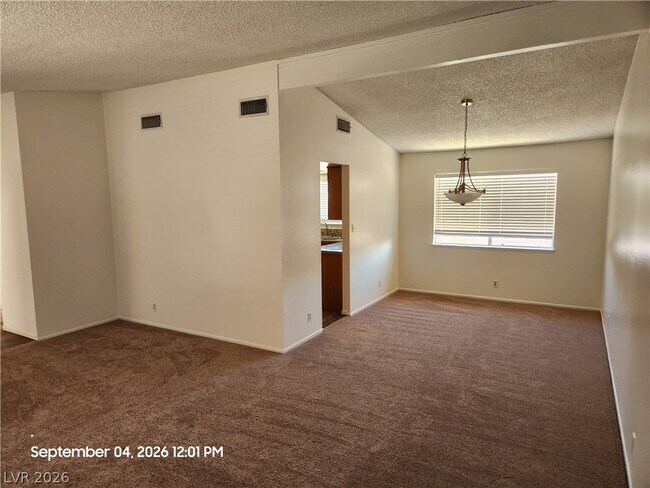 Building Photo - 1416 Kirby Dr