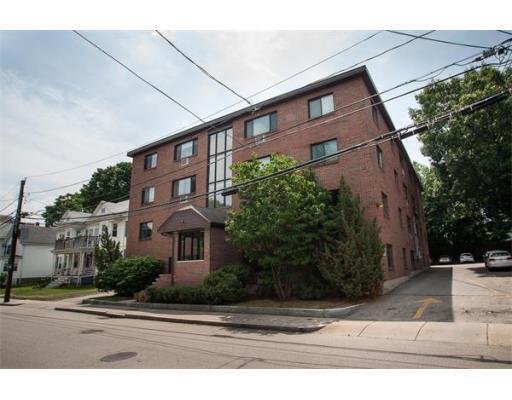 Building Photo - 41 Walnut St