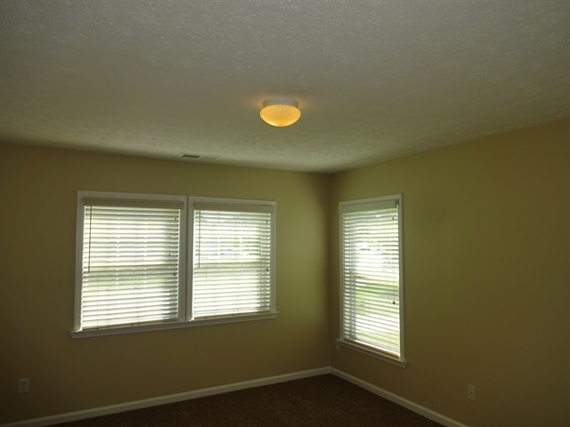 Building Photo - 7105 Flagstone Pl