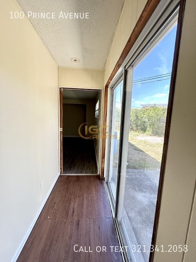 Building Photo - 100 Prince Ave