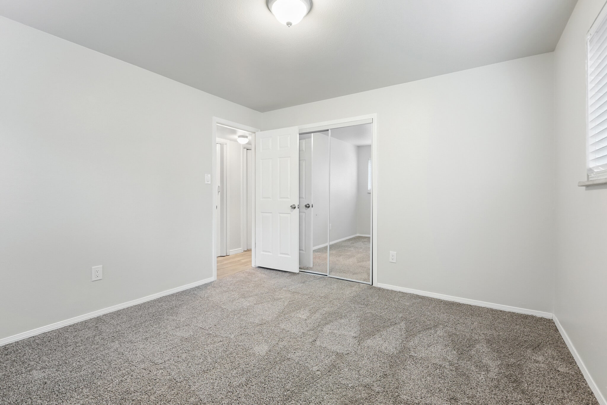 Building Photo - 1615 Jay St