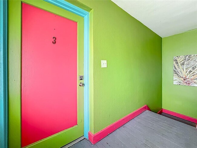 Building Photo - 101 154th Ave