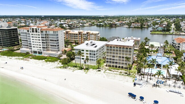 Building Photo - 9517 Gulf Shore Dr