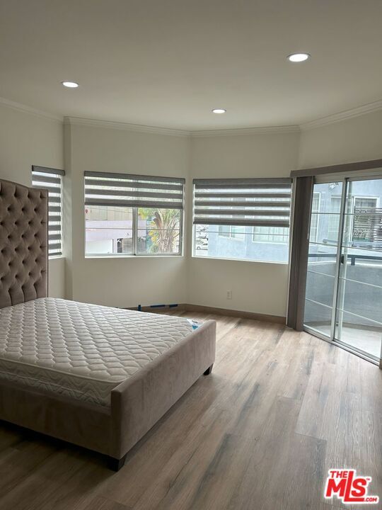 Building Photo - 7916 Blackburn Ave