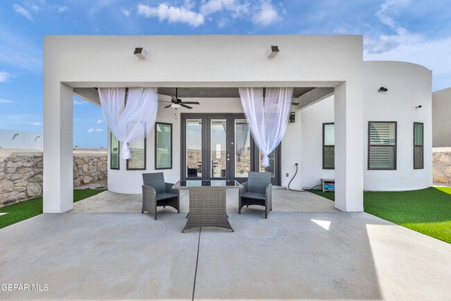Building Photo - 2809 Tierra Garden Dr