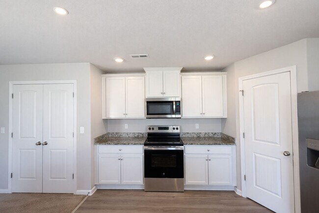 Building Photo - 1408 Nia Rd