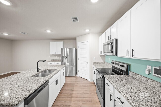 Building Photo - 12872 Pr Fld Dr