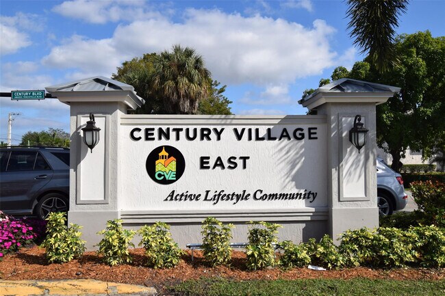 Building Photo - 369 Tilford Q