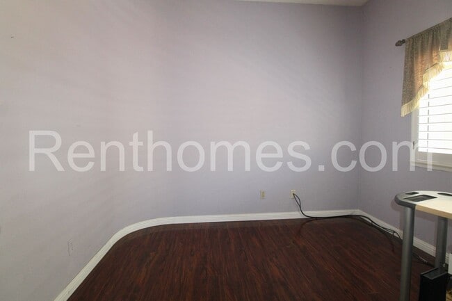 Building Photo - 11743 Windcrest Ln