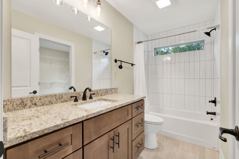 Building Photo - 499 Hungry Hollow Rd SE