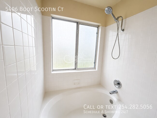 Building Photo - 5406 Boot Scootin Ct