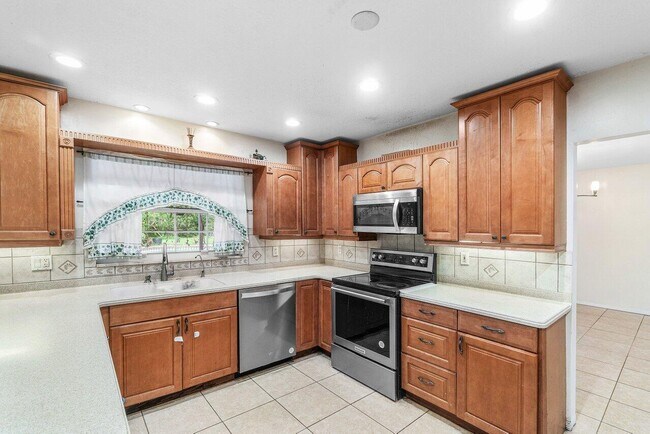 Building Photo - 5313 Colbright Rd