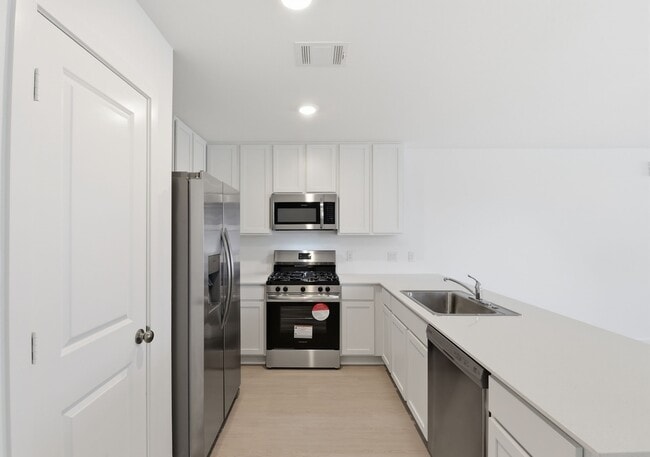 Building Photo - 6418 Geyser Starish Dr