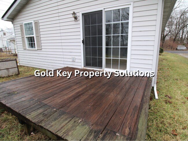 Building Photo - One-level 2 BR 1 BA House with Back Deck and Central Air (NO SECTION 8)