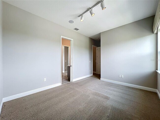 Building Photo - 13450 Gabor Ave