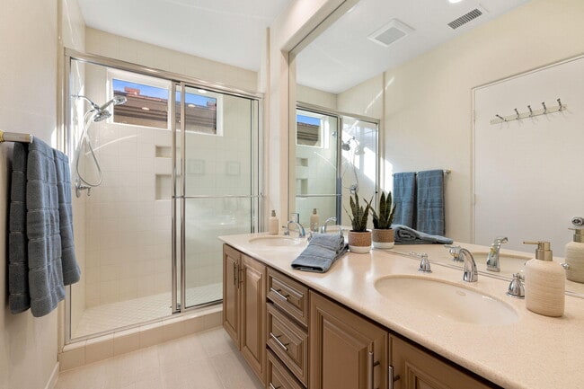 Building Photo - 410 Gold Canyon Dr