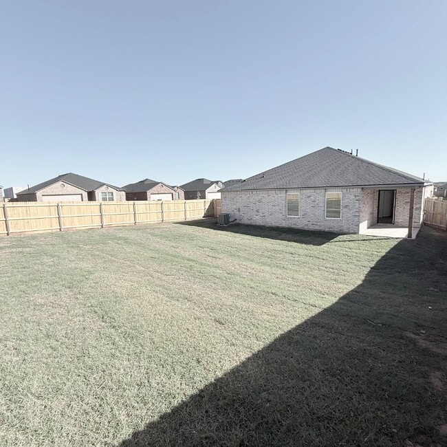 Building Photo - 1917 Rock Elm Dr