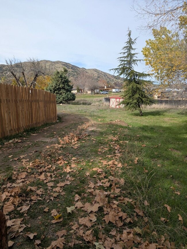 Building Photo - Spacious 2 story home located in West Golden Hills