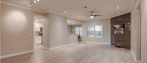 Building Photo - 2301 John Tee Dr