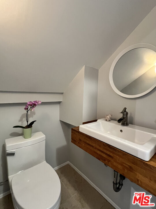 Building Photo - 390 N Baldwin Ave