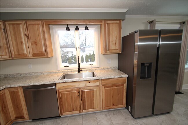 Building Photo - 103 Virginia Manor Rd