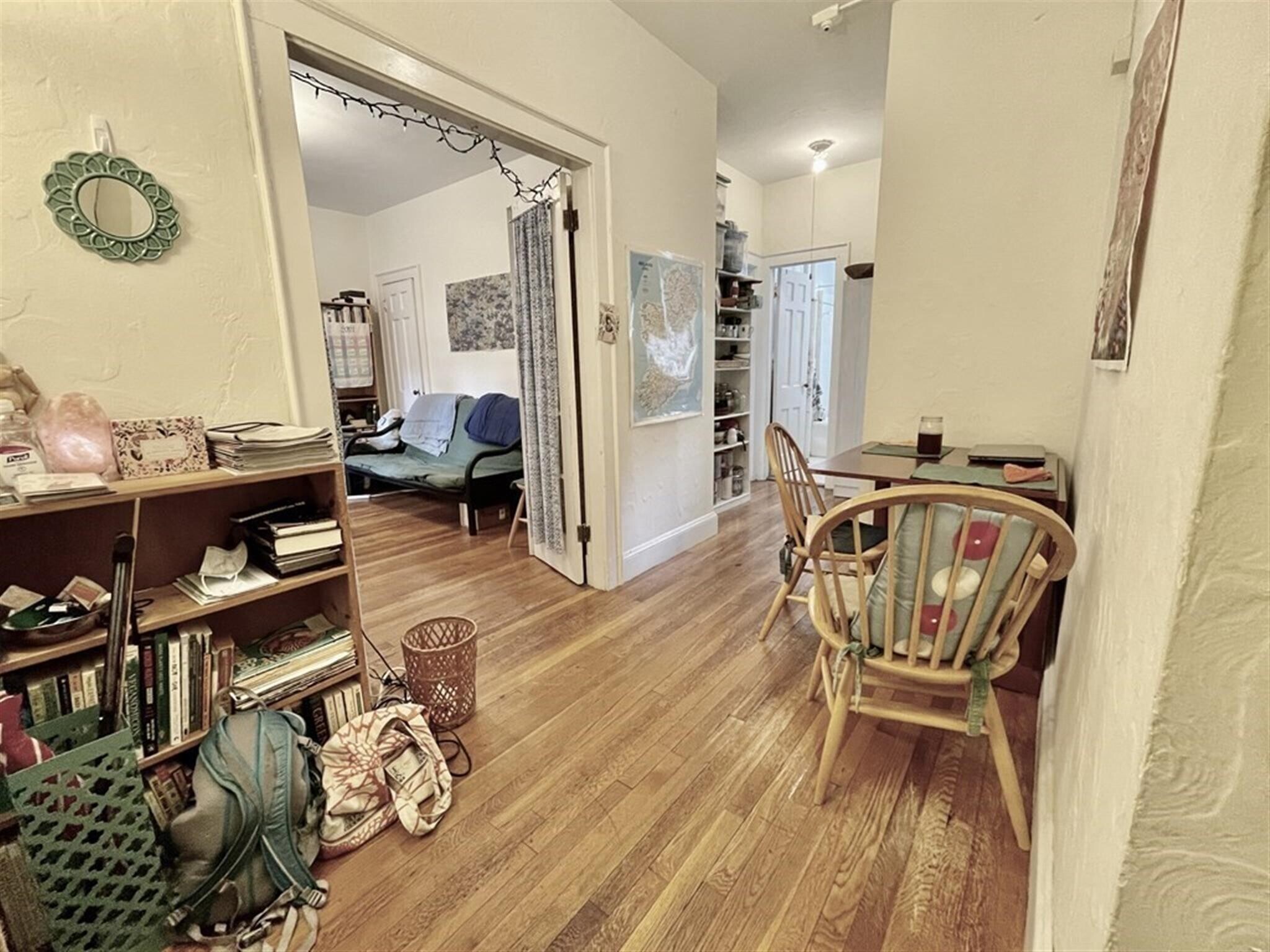 Building Photo - 77 Martin St
