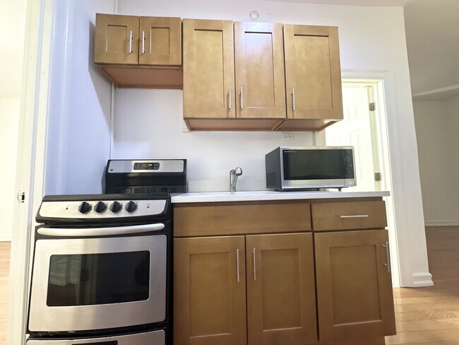 Building Photo - 235 W 103rd St