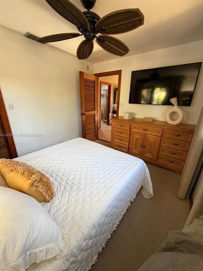 Building Photo - 1615 Harbor Dr