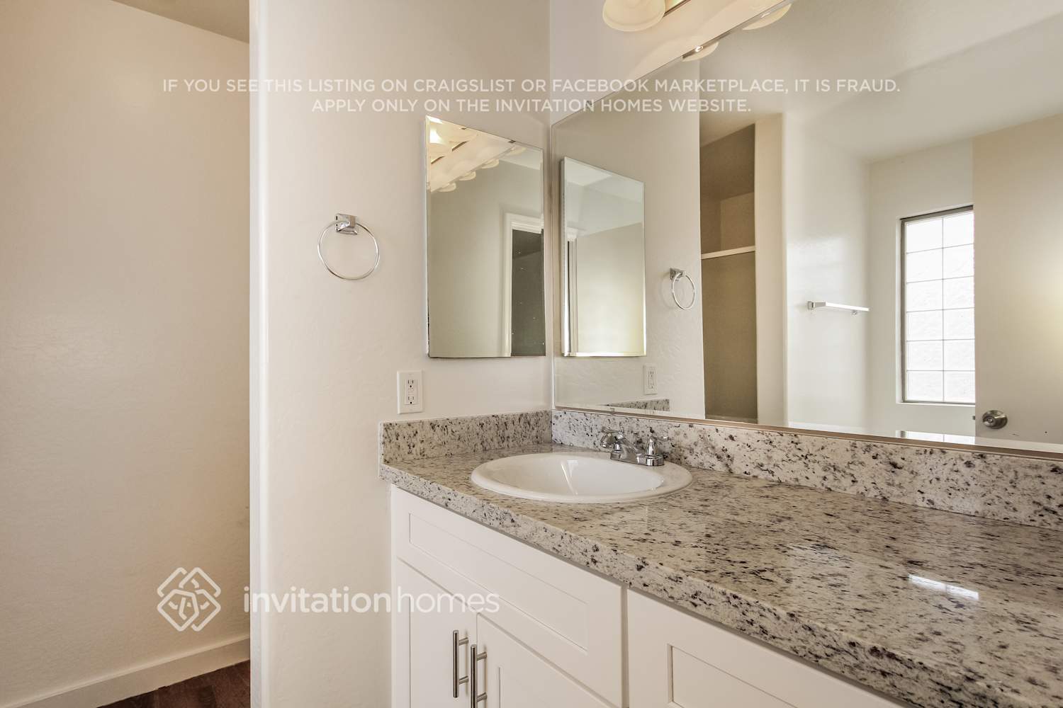 Building Photo - 11232 W College Dr