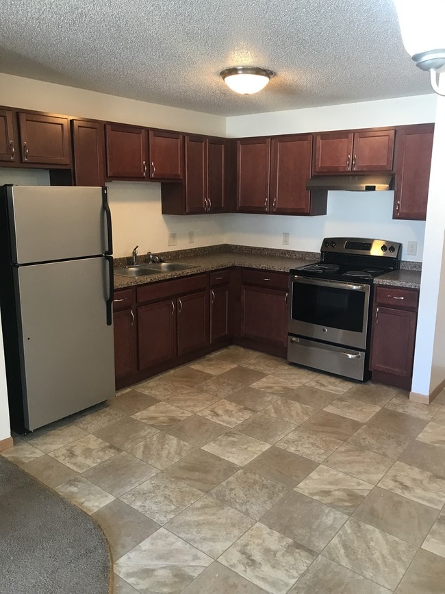 Building Photo - Northwoods Apartment