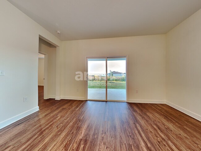 Building Photo - 1247 Tan Tara Trl