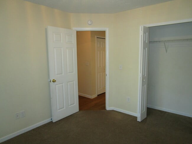 Building Photo - 1350 Monterey Dr
