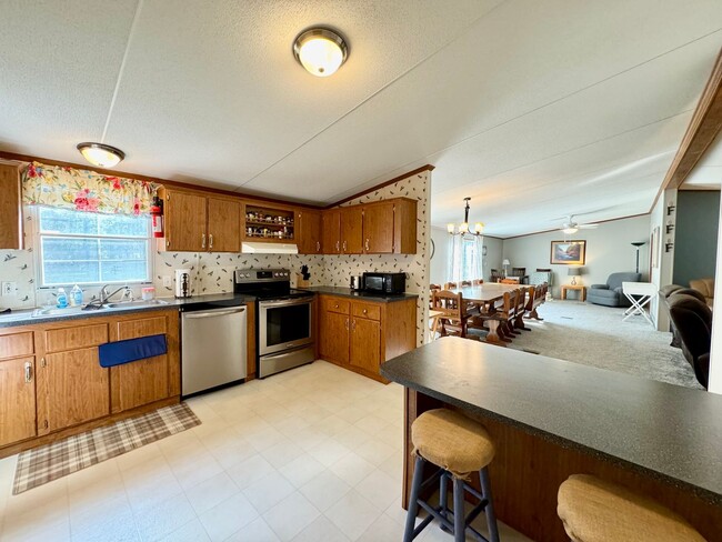 Building Photo - Life Just Got Better.-Short Term Rental
