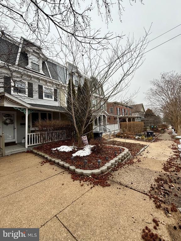 Building Photo - 2623 W 18th St