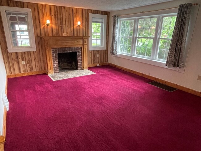 Building Photo - 4 BR/3.5 Bath Single Family Home in  Cumbe...