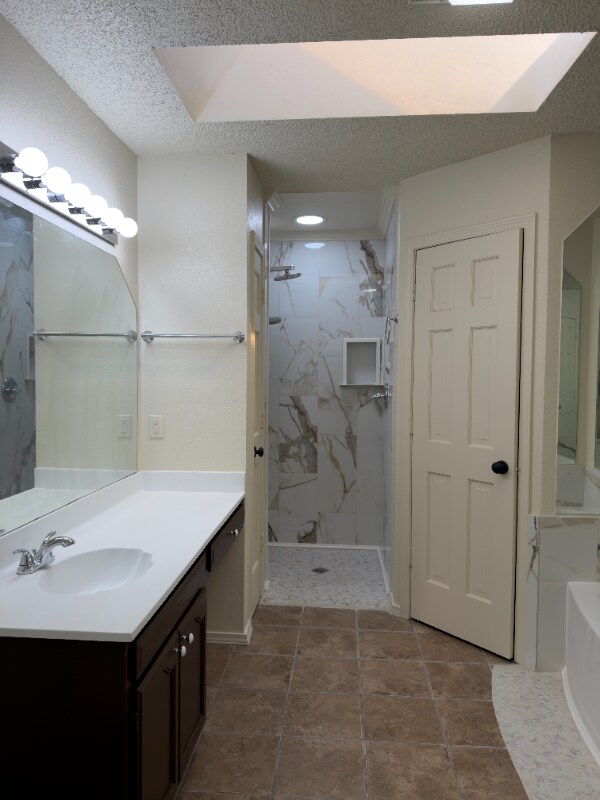 Building Photo - 9364 S 93rd E Ave