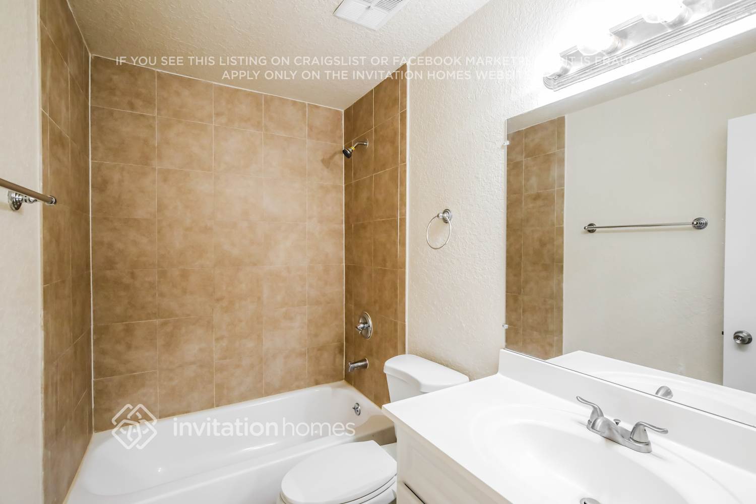 Building Photo - 7521 SW 6th St