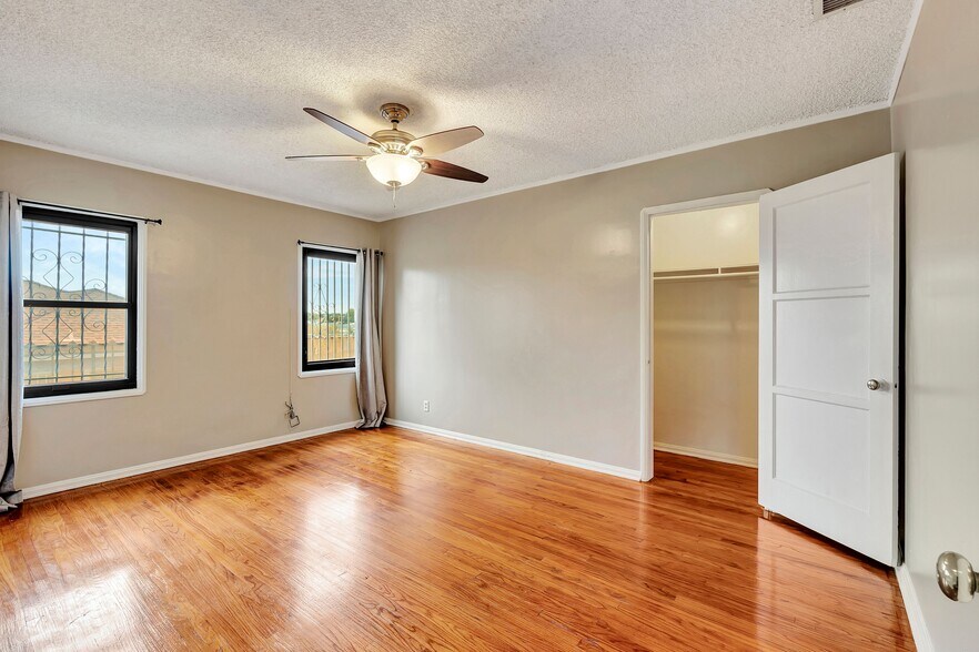 Bedroom 1 - 2211 W 102nd St